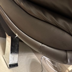 黒のソファベットの画像