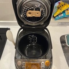 ［ジャンク品］ZOJIRUSHI 極め炊き NP-NC10 [圧力IH]の画像