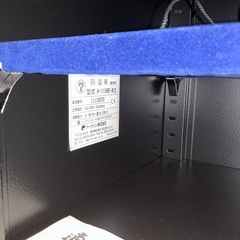 防湿庫（カメラ用ドライボックス）の画像
