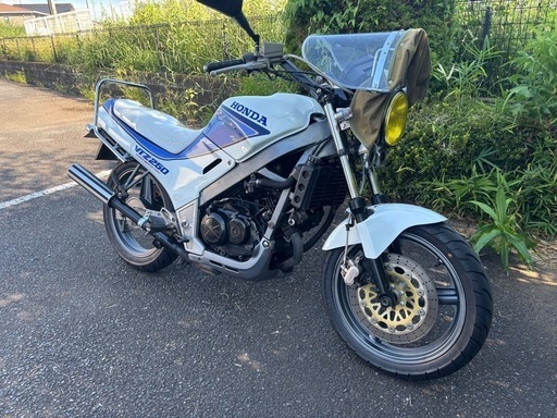 VTZ250mc15型 vtz250mc15用三段シート vtz250mc15用三段シート 2025年