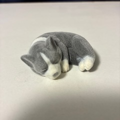 コーギー、ペキニーズ、ポメラニアンのカプセルトイの画像