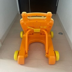 アンパンマンよくばりすくすくウォーカー　手押し車の画像