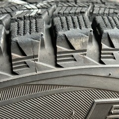 受付終了　
中古　アルファード用 ホイール付きスタッドレスタイヤ4本セット 215/65R16（ブリザック）の画像