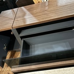 スタッフお勧め💖 本日取引可⭕️ ビス無し テレビ台 ダークブラウン 木目調  ブラウン ローボード 収納  家具の画像