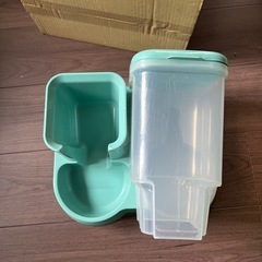 ペットフーダー　ツイン2000の画像