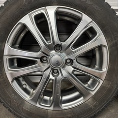 175/65r15スタッドレスタイヤホイールの画像