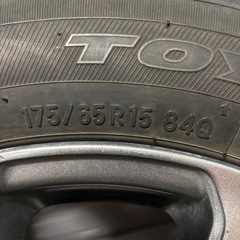 175/65r15スタッドレスタイヤホイールの画像