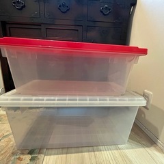 収納ケース、収納ボックス、衣装ケース2つの画像