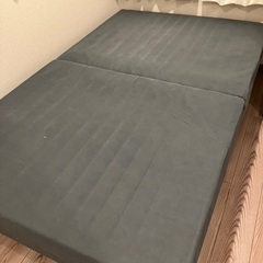 ニトリ　セミダブル　脚付きマットレスの画像