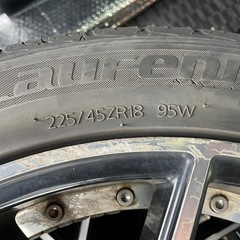 225  45  18  タイヤホイール４本セットの画像