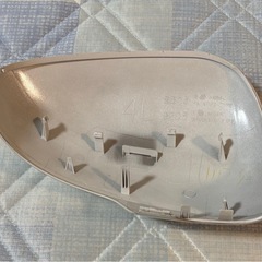 プリウスα ZVW40 ZVW41 左 ドアミラーカバー パール 070 純正品の画像