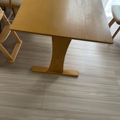 ダイニングテーブルのみの画像