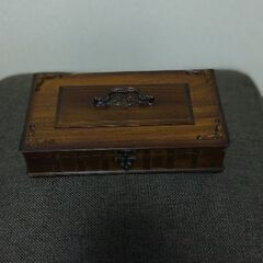 アンティーク　木製　ジュエリーボックス　オルゴール付き