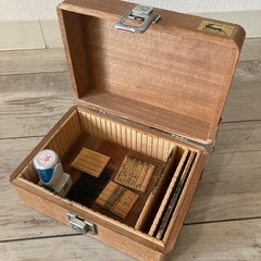 レトロ印鑑ケースの画像