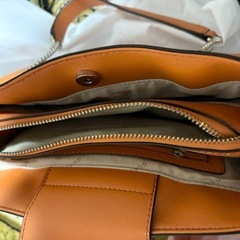 GUESSゲス バッグの画像