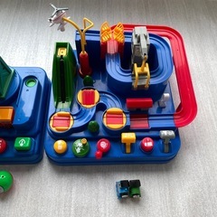 トーマス おもちゃ 2個セットの画像