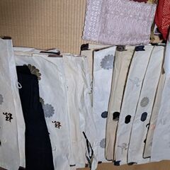 古着物、帯+衣装箱の画像