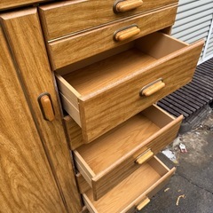 大型タンスの画像