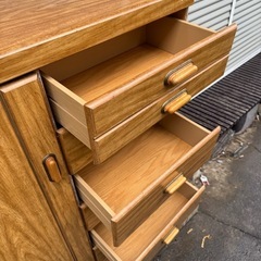 大型タンスの画像