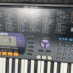 CASIO 電子キーボード CTK-660L（鍵盤ライト付き）の画像
