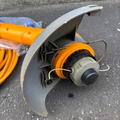 リョービ(RYOBI) 刈払機 草刈機 AK-3710 ナイロンカッタ 電気工具 草刈り機芝刈り機 動確OK の画像