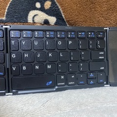 Bluetooth 折りたたみキーボードの画像