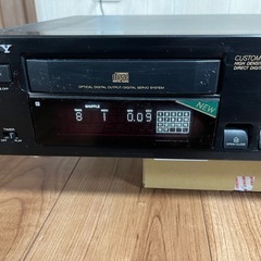 SONY CDデッキ　CDP-911
の画像