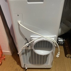 スポット壁掛け併用タイプクーラー新品同様の画像