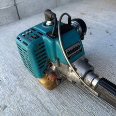 ジャンク品　2スト　刈払機　草刈機　新ダイワ　かろーねR20の画像