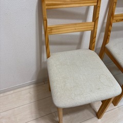 ダイニングテーブル＆チェアの画像