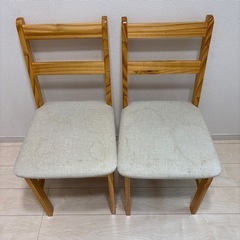 ダイニングテーブル＆チェアの画像