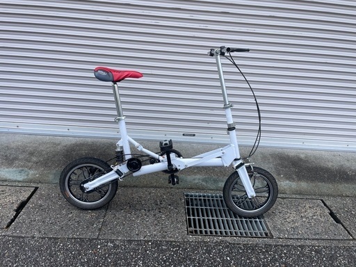 折りたたみ自転車、先月購入しました。ほぼ新車です！ EE497405-EAA3-4F60-898F-