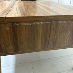 ニトリローテーブルの画像