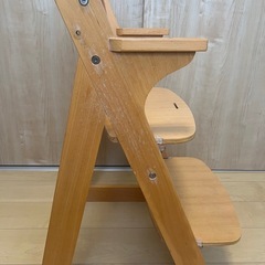 カトージ　木製ハイチェアの画像