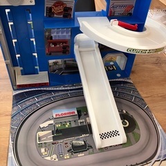 カーズ　収納おもちゃの画像