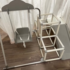 子ども玩具　室内　鉄棒　ジャングルジム　ブランコ　滑り台の画像