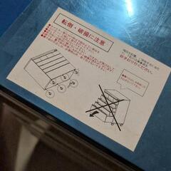 キャスター付き　チェストの画像