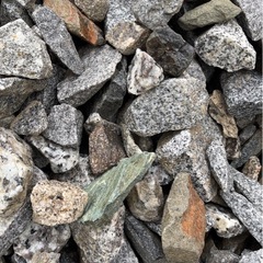 御影石　バラ　リサイクル　砂利の画像