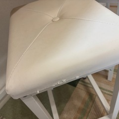 お値下げ　木製テーブルと椅子２脚の画像