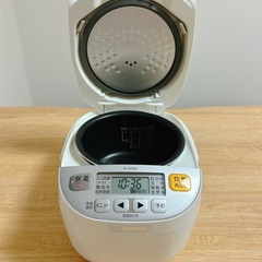 象印 炊飯器 3合 2015年製の画像