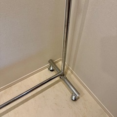 ハンガーラックの画像