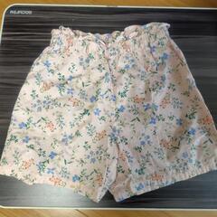 ユニクロ★140&150ガールズパンツの画像