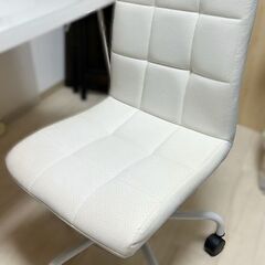 事務用キャスター付き 椅子