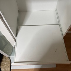 収納家具の画像