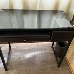 机の画像