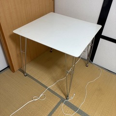 コンパクトダイニングテーブル