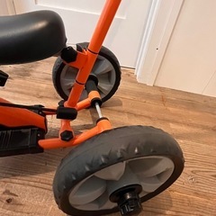 野中製作所 サンライダーFC 三輪車 カジ取り棒付き三輪車からランニングバイクに変身 オレンジの画像
