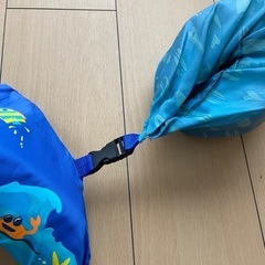 幼児　浮き輪　　プール　海の画像