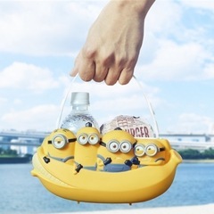 お値下げ！【マクドナルド】ミニオンズ フィーバー ドリンク＆フードホルダー　限定　完売の画像