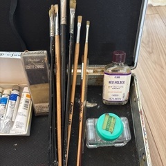 油絵の具セット一式の画像